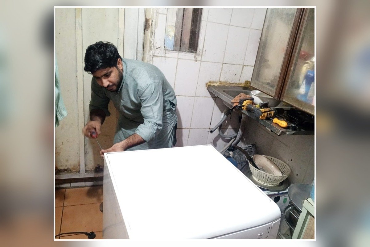 Appliance repair technician